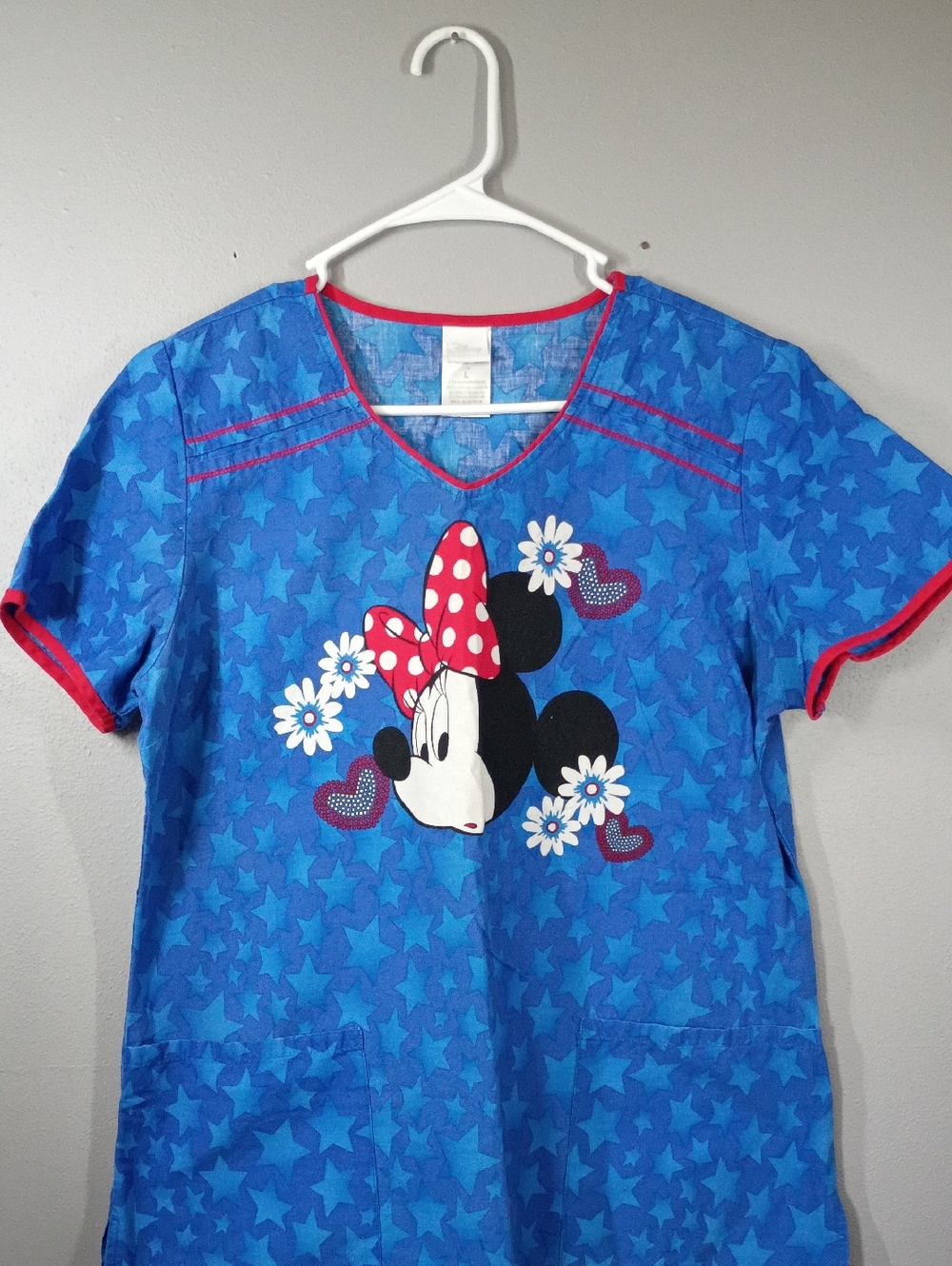 Disney Minnie Star Print Scrub Top Size Large